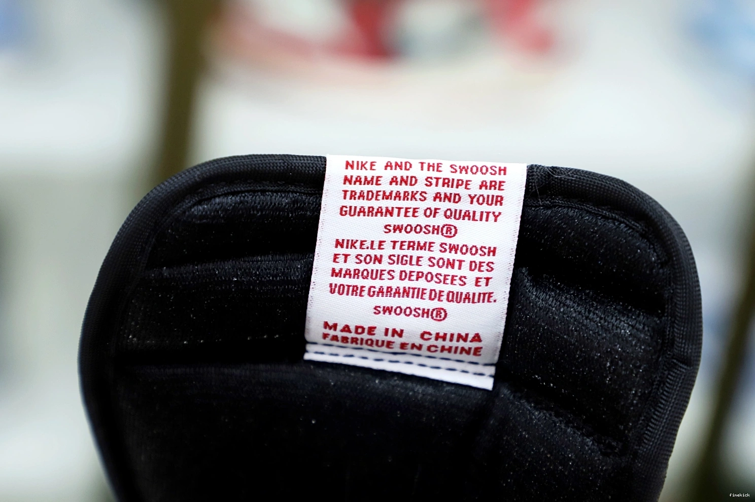 OG RETRO HIGH AIR 'FEARLESS' JORDAN 1 0122